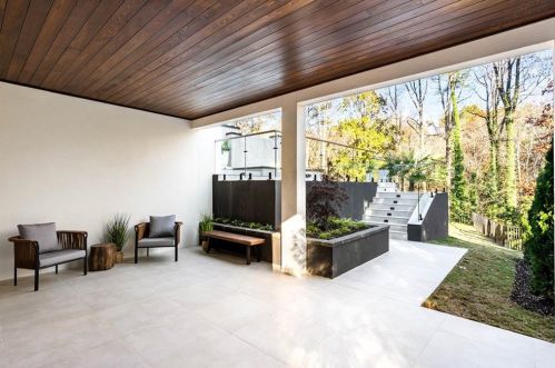 4645 Lake Forrest Dr, Atlanta GA  30342-2537 exterior