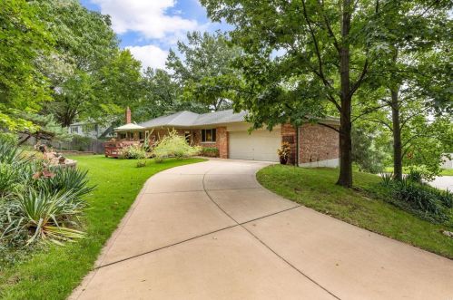 33 Ponca Trl, Saint Louis MO 63122-5105 exterior