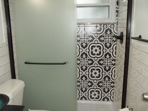 30 Chapel Dr, Pittsburgh PA 15237-2518 exterior