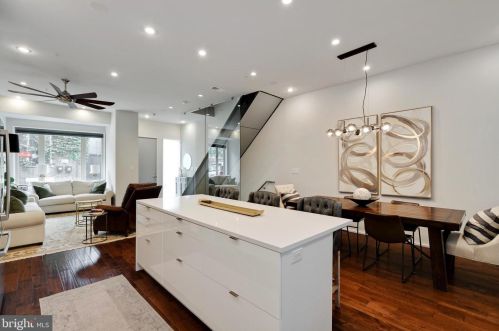 970-74 Leithgow St, Philadelphia PA  19123-1440 exterior