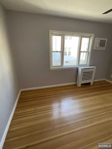 89 12th St, Paterson NJ  07506-3725 exterior