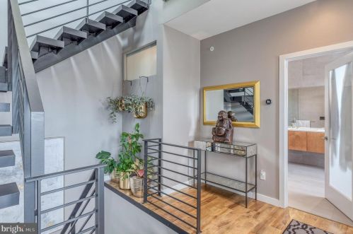 1112 17 St, Philadelphia PA 19146-4717 exterior