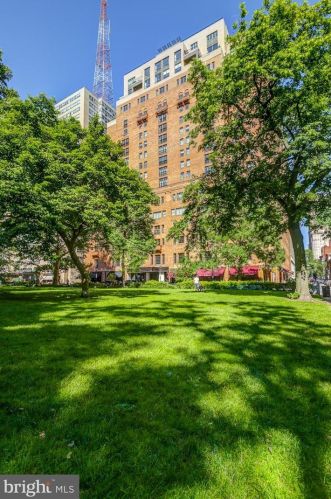 219 18th St, Philadelphia PA 19103-6141 exterior