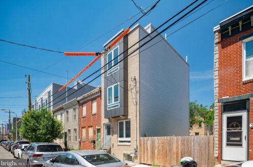 2621 Federal St, Philadelphia PA 19146-2432 exterior