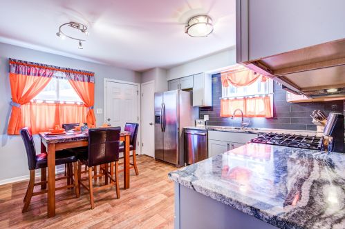 14549 Lincoln Ave, Dolton IL 60419-1810 exterior