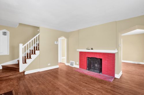 353 124 St, Chicago IL 60628-7214 exterior