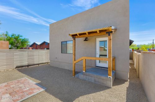 930 8th Ave, Tucson AZ  85701-3014 exterior