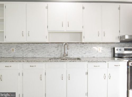 824 Chestnut St, Lancaster PA  17602-3128 exterior