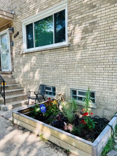 5839 Paulina St, Chicago IL  60660-3203 exterior