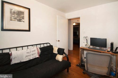 476 Randolph St, Camden NJ 08105-2721 exterior