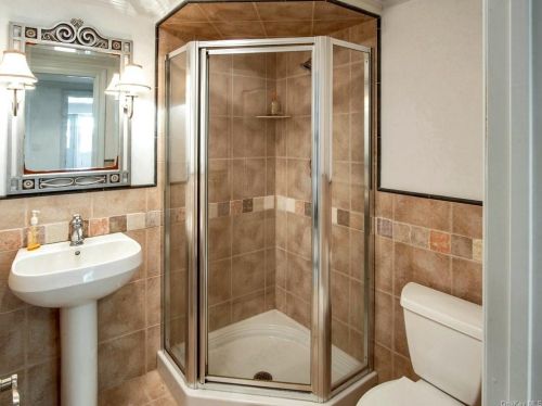 31 Tappan Ter, Briarcliff NY 10510-1332 exterior