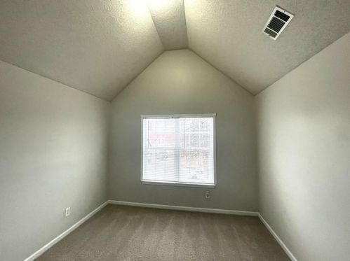 1623 Rogers Crossing Dr, Lithonia GA  30058-7011 exterior