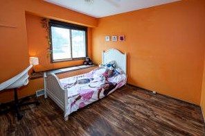 3934 Clinton Ave, Milwaukee WI 53223-4718 exterior