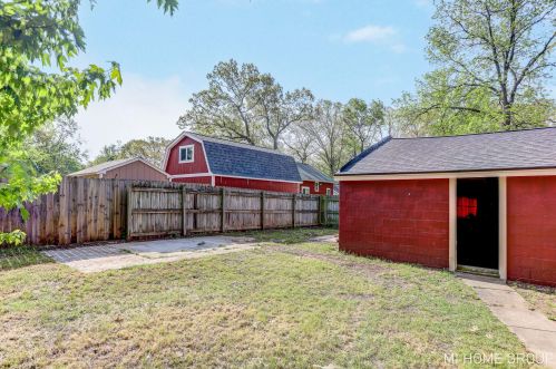 3816 Flamingo Ave, Wyoming MI exterior