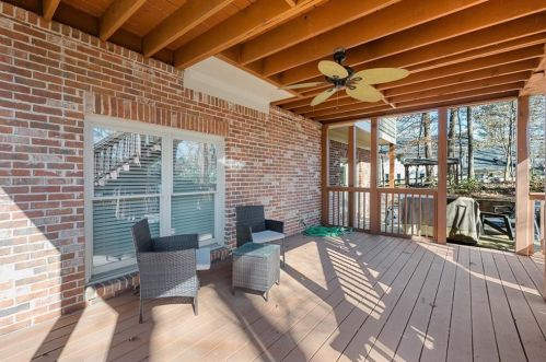 1021 Madeline Ln, Atlanta GA  30350-4024 exterior