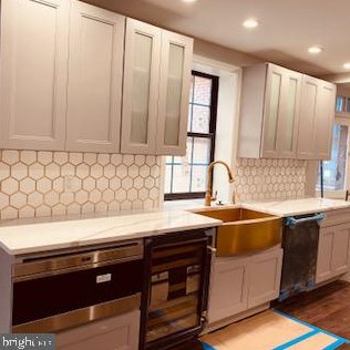 776 Front St, Philadelphia PA 19147-3523 exterior