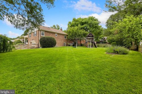 7701 Midday Ln, Alexandria, VA 22306-2757