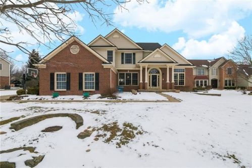 4070 Dixiana Ct, Rochester, MI 48306-4706