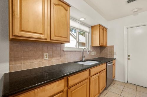 2811 Firecrest Dr, Austin TX 78748-5127 exterior