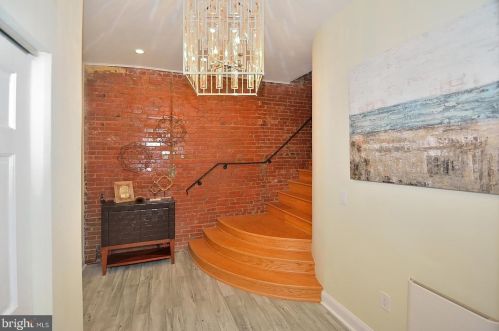 1901 4th St, Washington DC  20001-2305 exterior