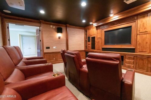 1899 Kaibab Dr, Chandler AZ  85249-3366 exterior