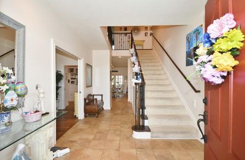 1406 Lattidome Dr, Pittsburgh, PA 15241-2818