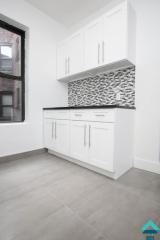 572 7th Ave, Brooklyn NY  11215-6443 exterior