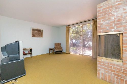 5011 13 St, Tucson AZ 85719-6210 exterior