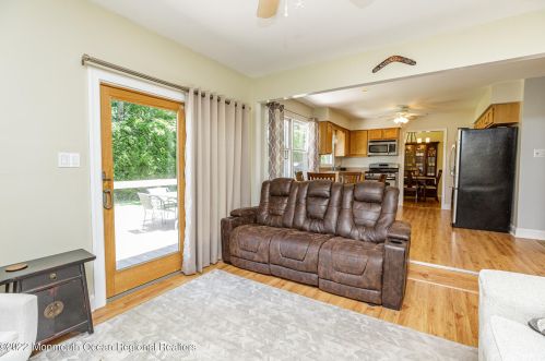 1618 Whitcomb Rd, Lacey NJ  08731-3347 exterior