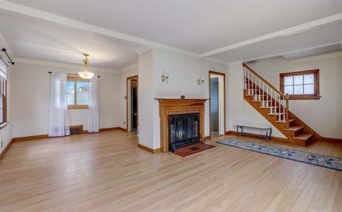 2335 54 St, Milwaukee WI 53219-3352 exterior