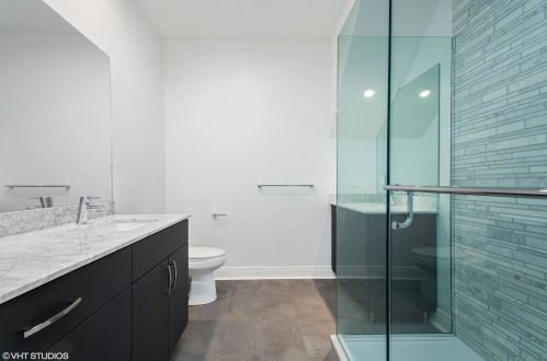 4032 Francisco Ave, Chicago IL 60618-2602 exterior