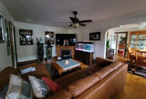 1332 64th St, Milwaukee WI 53214-3246 exterior