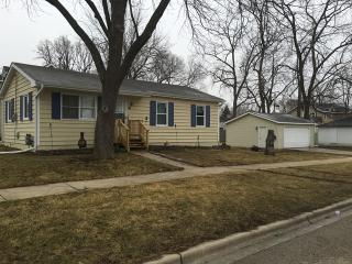 495 New Haven Ave, Aurora IL  60506-2976 exterior