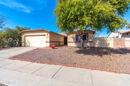2792 Firebrook Rd, Tucson, AZ 85741-5226