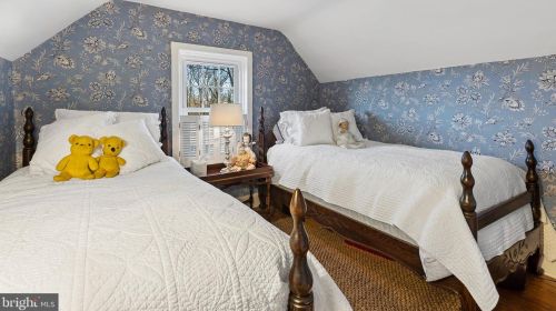 440 Berwyn Baptist Rd, Berwyn PA 19312-1447 exterior