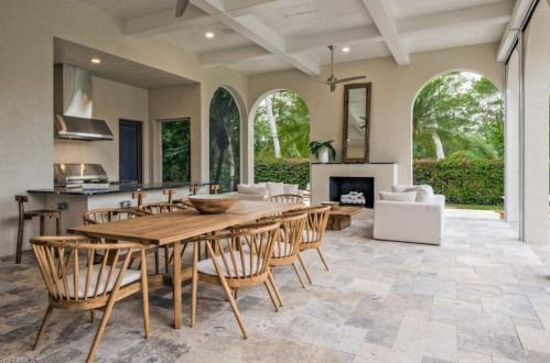 1429 Nighthawk Pt, Naples FL 34105-2789 exterior