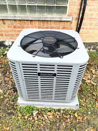 11435 Harvard Ave, Chicago IL 60628-7218 exterior