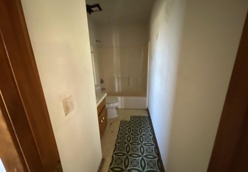 5595 Airport Rd, Milton FL 32583-8652 exterior