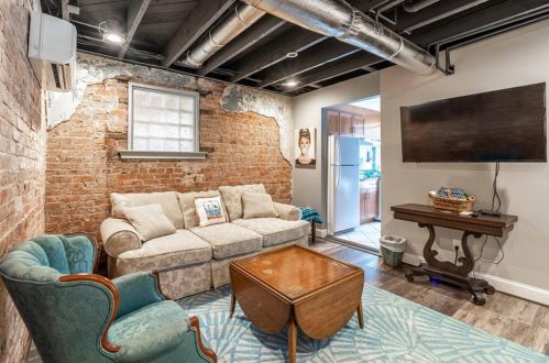 146 Hurt St, Atlanta GA 30307-2537 exterior