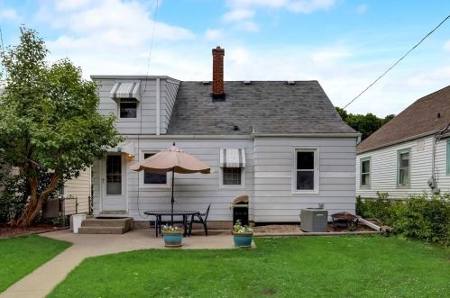 3172 80th St, Milwaukee WI  53219-3501 exterior