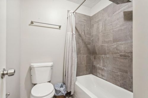 1187 2 St, Atlanta GA 30318-4610 exterior