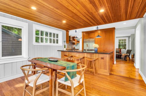 160 Craigie St, Portland ME 04102-2530 exterior