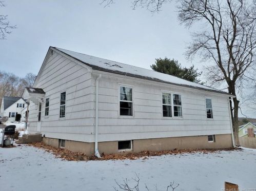 11 Reed St, Vernon CT 06066-3730 exterior