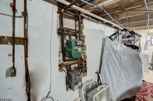 1645 Church St, Rahway NJ 07065-3424 exterior