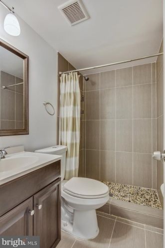 12409 Connecticut Ave, Silver Spring MD 20906-4305 exterior