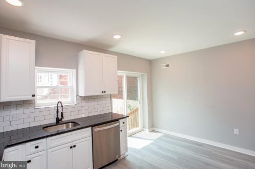 5809 Ditman St, Philadelphia PA 19135-4043 exterior