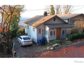 2155 52nd Ave, Seattle WA  98118-4202 exterior