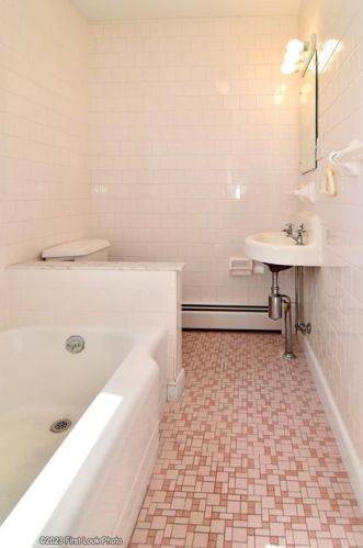 145 Windmill St, Providence RI  02904-1425 exterior