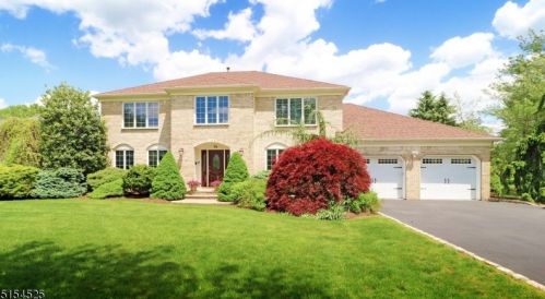 14 Marlin Dr, Whippany, NJ