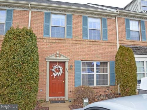 309 Meetinghouse Ln, Lancaster, PA 17601-7015